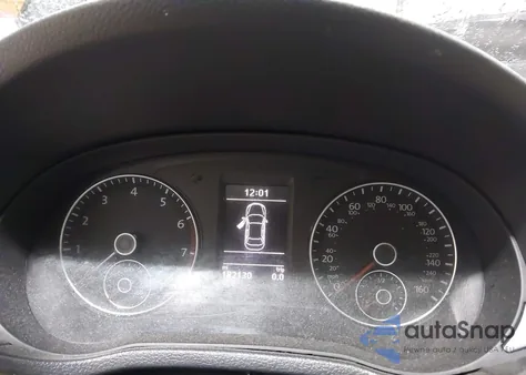 2013 Volkswagen Passat 2.5L Se z USA, uszkodzony, nr VIN 1VWBP7A39DC045767